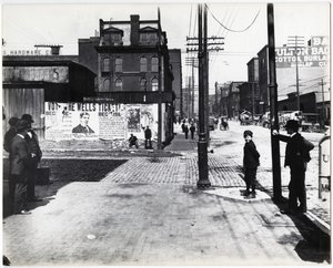 Coin nord-ouest de la 7e rue et de la rue Cerre - Charles Clement Holt